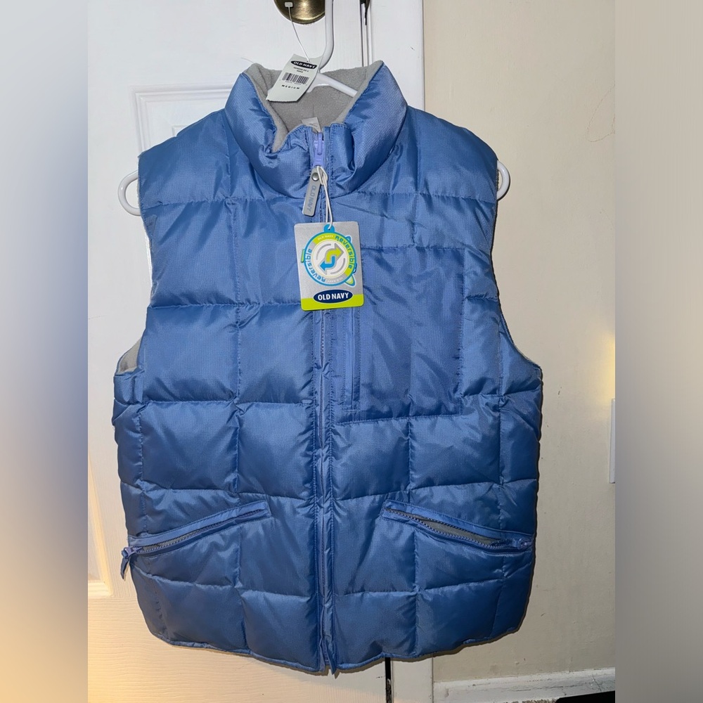 NWT Old Navy Reversible Down Blue Puffer/gray fleece Vest medium